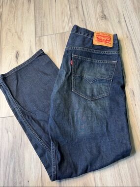Men’s Levi’s Jeans